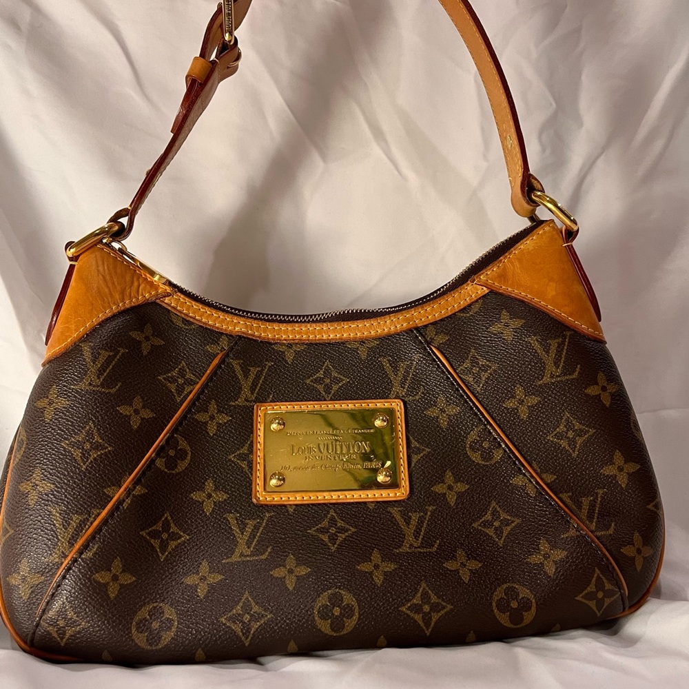 Louis Vuitton Monogram Shoulder Bag